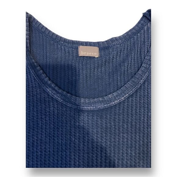 Braeve Open Shoulder Blue Thermal Top Size Small - Picture 2 of 5